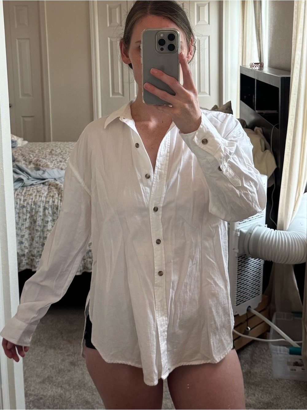 Universal Thread White Long Sleeve Button Up Top